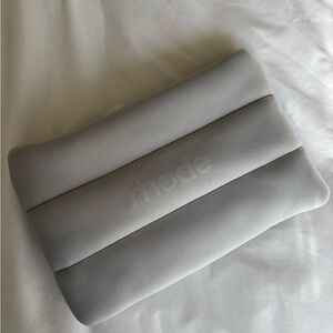 Rhode pouch